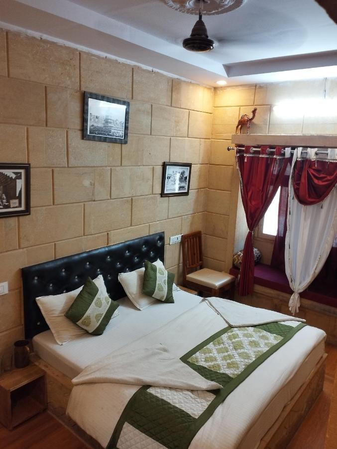 ג'איסלמר Hotel Jaswant Palace מראה חיצוני תמונה
